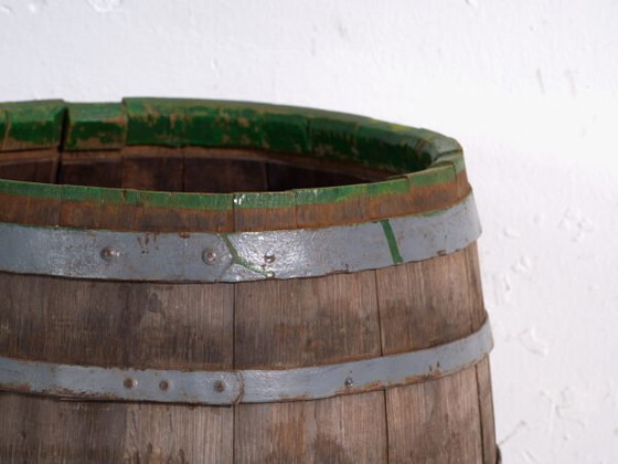 Barril de madera antiguo con aros de hierro – Europa Central, circa 1920 – Objetos decorativos, Wood, Iron (photo 24 of 40)