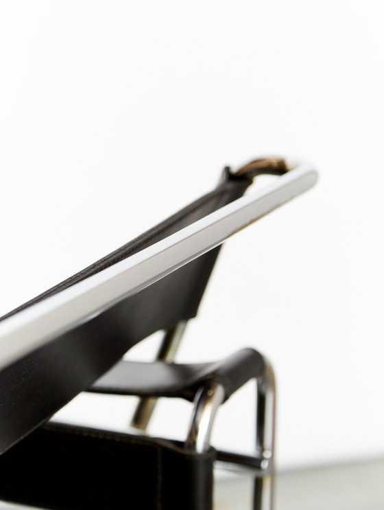 Image 1 of Poltrona club B3 "Wassily Chair" di Marcel Breuer per Knoll International