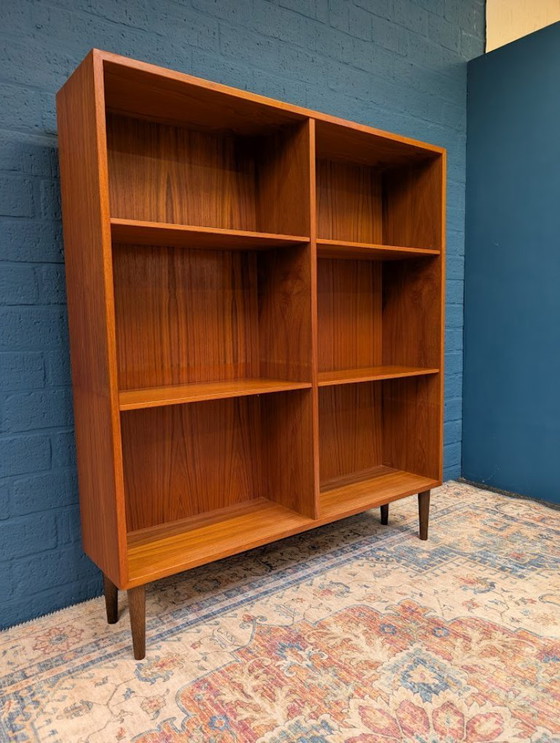 Image 1 of Bibliothèque de style mid-century, design danois signé Omann Jun, années 1960