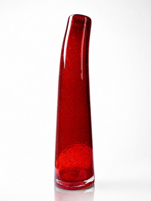 Vaas van rood, geblazen glas met bubbels in Murano-stijl, vintage jaren 1980-1990.