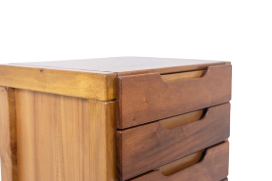 Image 1 of Bureau plat et son caisson en orme, 6 tiroirs en façade. Années 1970