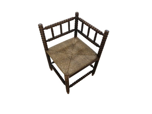 Silla esquinera antigua torneada con asiento de junco – Estilo campestre inglés/francés