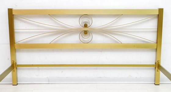 Image 1 of Cama de matrimonio Luciano Frigerio de latón satinado y dorado, años 70