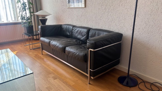 Image 1 of Three-seater sofa LC2 Le Corbusier