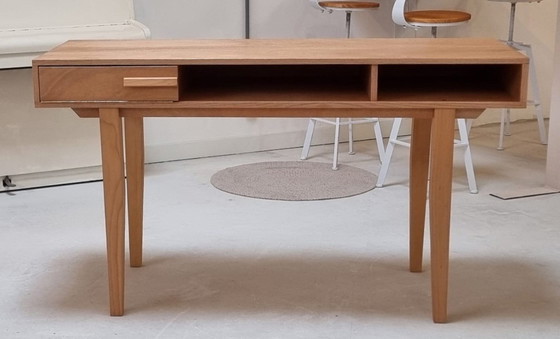 Image 1 of Table Fenrir