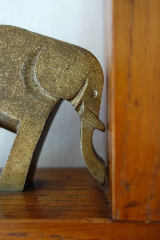 Image 1 of Coppia di fermalibri vintage a forma di elefante in legno e ottone