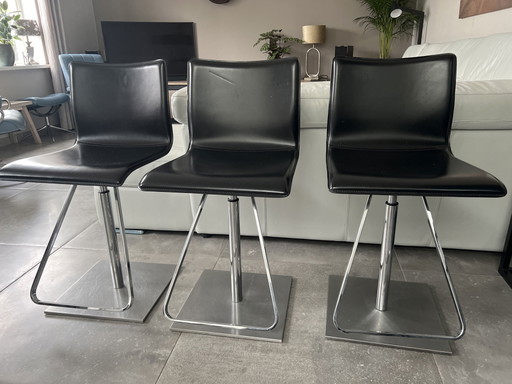 Taburetes de bar Cattelan Italia con asiento de cuero negro regulable en altura