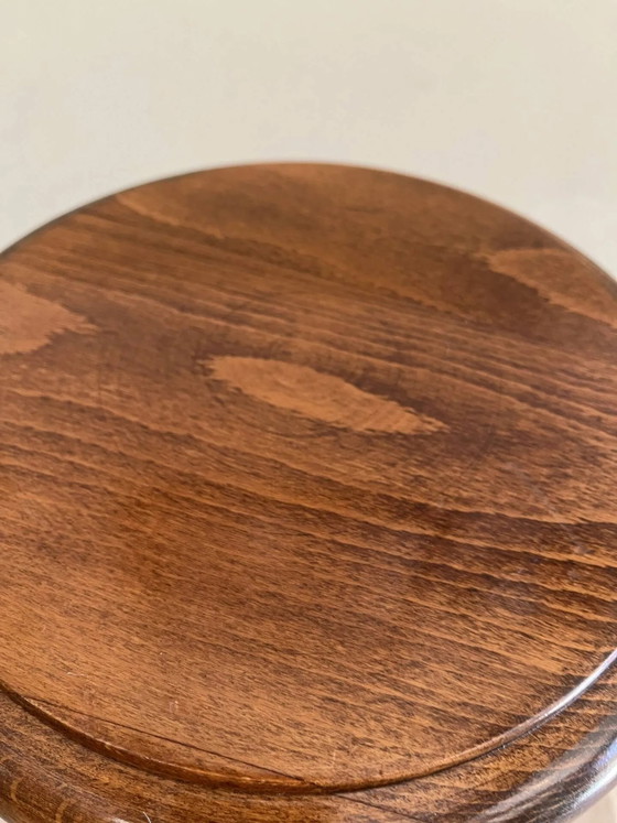 Sgabello in legno intagliato – Colonne, Wood, Vintage (photo 7 of 11)