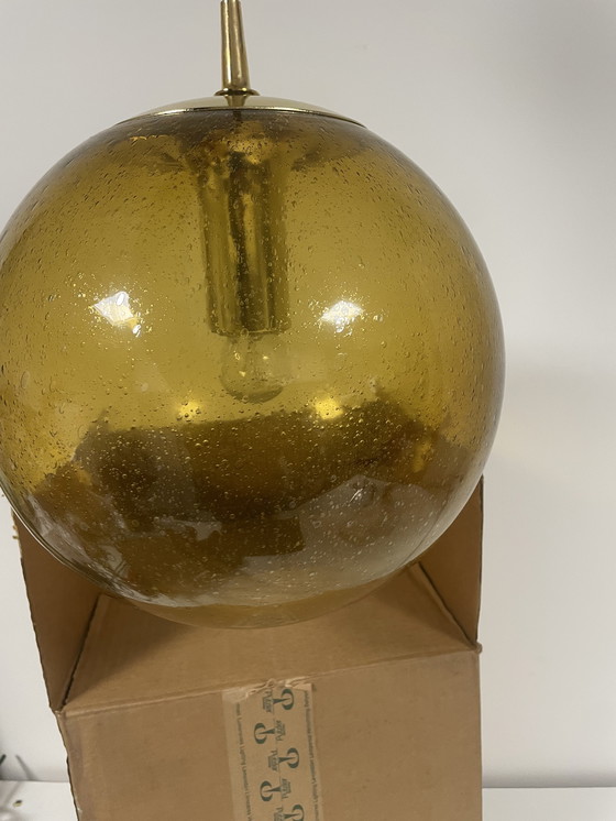 Image 1 of Novità! Lampada a sospensione a sfera in vetro ambrato Peill und Putzler degli anni '70