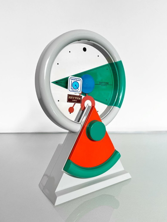 Image 1 of Vintage Rhythm Japan 4RP696 design klok