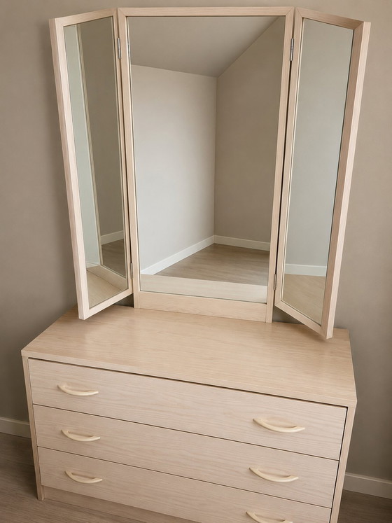 Image 1 of Camera da letto completa per 2 persone in legno chiaro
