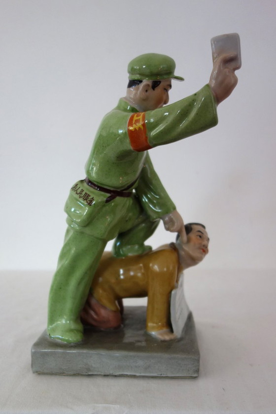 Image 1 of Propaganda statue/figurine from the Chinese Cultural Revolution #19