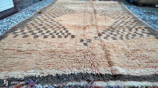 hand-knotted Berber wool rug 343x185cm