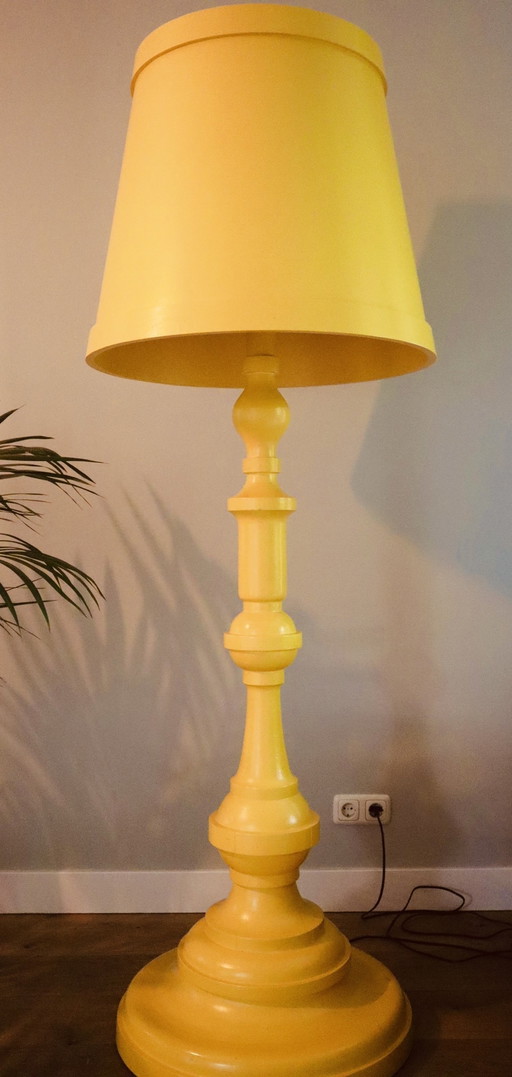 Unique Moooi Paper Floor Lamp XXL Yellow