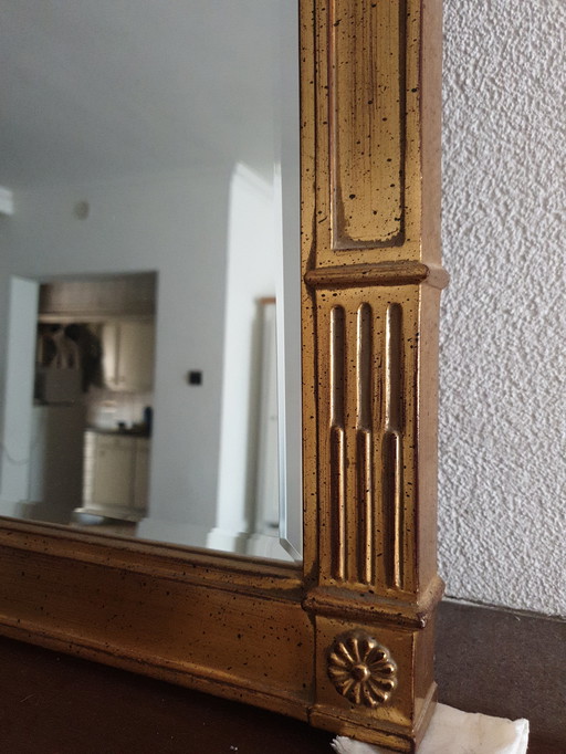 Mirror the knudt