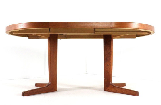 Image 1 of Round 2x extendable Danish design dining table vintage