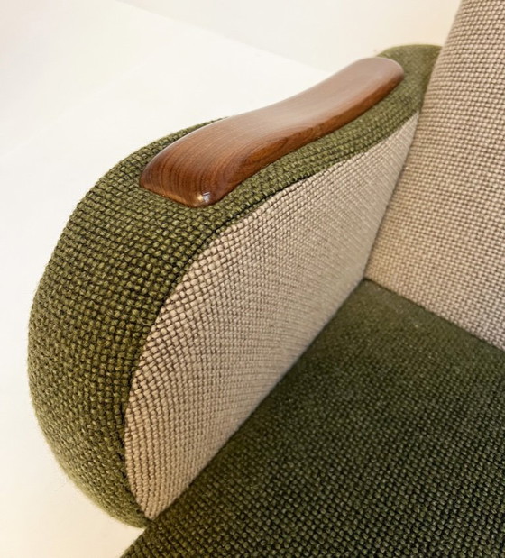 Image 1 of Poltrona di design vintage con braccioli in legno, anni '60