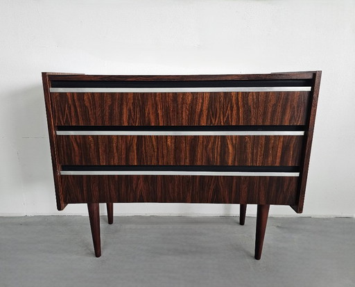 Cómoda Vintage Mid-Century Sueca de Palisandro – SMI Model 421 (Años 60)