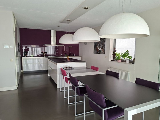 Image 1 of 6 sillas de comedor FRAME XL ARCO