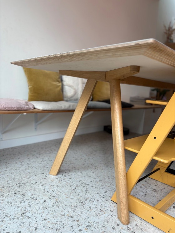 Image 1 of Table HAY CPH30 (250x90)