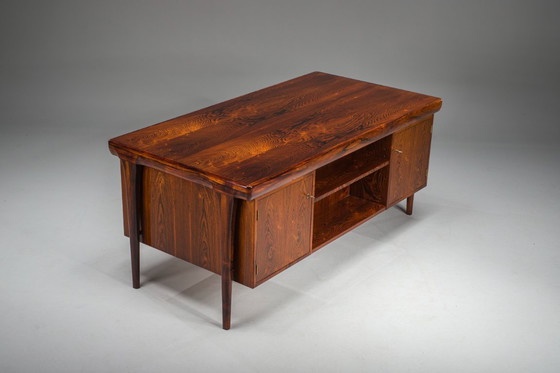 Image 1 of Moderner dänischer Chefschreibtisch Palisander von Ib Kofod Larsen für Faarup Møbelfabrik, 1960