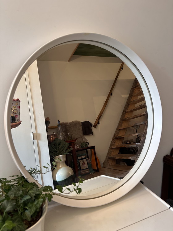 Image 1 of Jaren 70 spiegel met witte rand