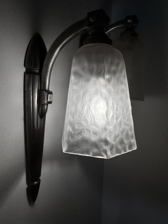 Image 1 of Silberne Art-Deco-Wandleuchten mit Milchglas