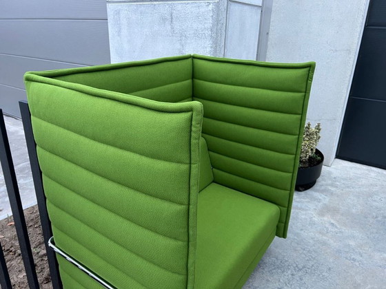 Image 1 of Sillón acústico Vitra Alcove Bouroullec