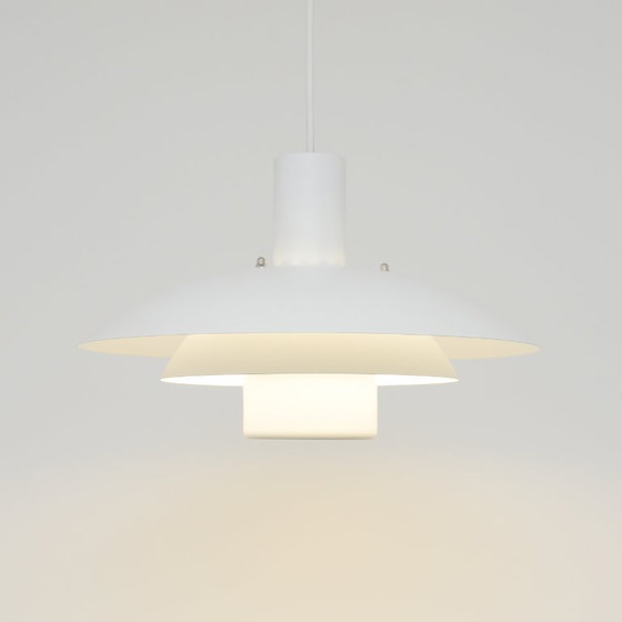Image 1 of Lampe blanche de style scandinave, années 1970