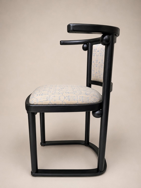 Image 1 of Originele Wittmann eetset "Cabaret Fledermaus" – Josef Hoffmann – 2 stoelen en tafel