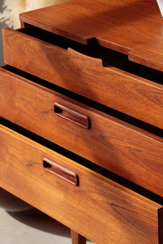 Image 1 of Nathan Teak-Sideboard (1960er Jahre) – Restauriertes englisches Design