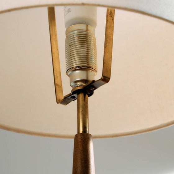 Image 1 of MK9465 Lámpara de sobremesa de teca y latón