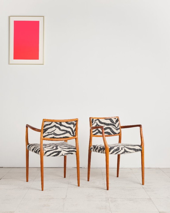 Set aus 2 Niels O. Møller Modell 65 Sesseln, Dänemark 1968 – Niels Otto Møller, Esszimmerstühle, Textile (photo 4 of 14)