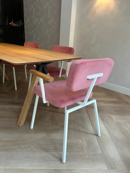 Chair Studio HENK Ode Chair with armrests