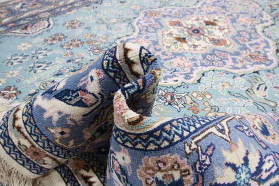 Image 1 of Hand-knotted Ushak rug 365 x 270 cm