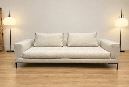 Design neuf sur Aikon 4 places en stock + Garantie