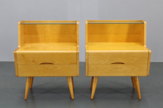 Image 1 of Pareja de mesitas de noche, década de 1960, Checoslovaquia