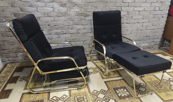 Image 1 of Paire de fauteuils noir système "Morris "1970