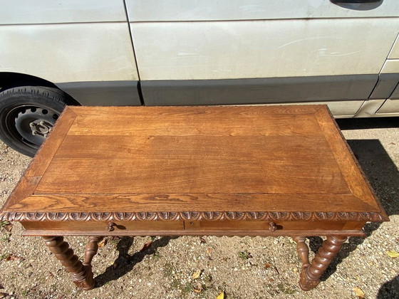 Image 1 of Schreibtisch mit 2 Schubladen im Stil Louis XIII aus Eiche mit gedrehten Beinen 130x65cm