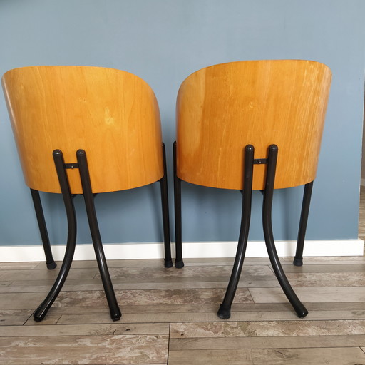 2x Eettafel-, zithoek-, wachtruimte- of kantoorstoelen.