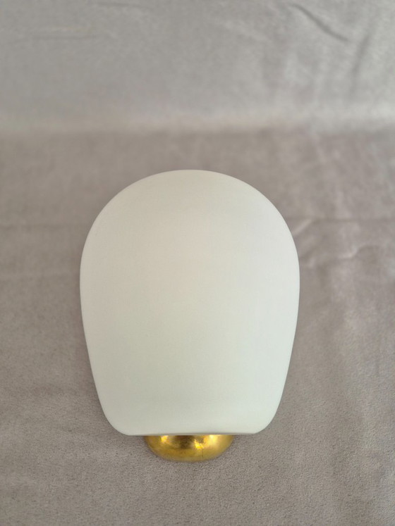 Image 1 of Elegante Peill & Putzler wandlamp (set van 2), jaren 60, opaalglas en messing – warm sfeerlicht