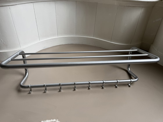 Image 1 of Perchero de pared Gispen 1012 aluminio mate