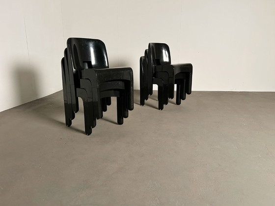 Six chaises empilables Universale, Joe Colombo pour Kartell 1967 – Chaises de salle à manger, Plastic (photo 5 of 9)