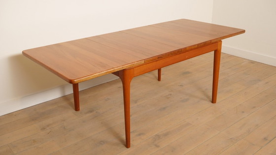 Image 1 of Table de salle à manger vintage | Teck massif | Extensible | Glostrup