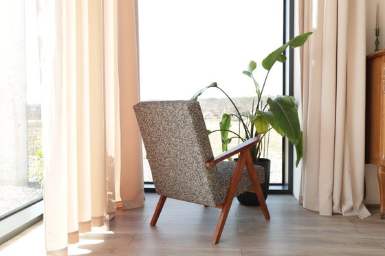 Image 1 of Loungestoel zwart granola mid-century modern design