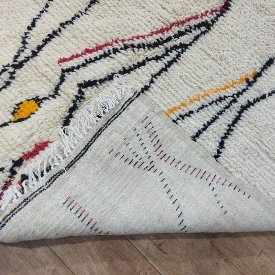 Image 1 of Authentic Berber Unic Rug – 100% Natural Wool Handwoven (237 × 148 cm)