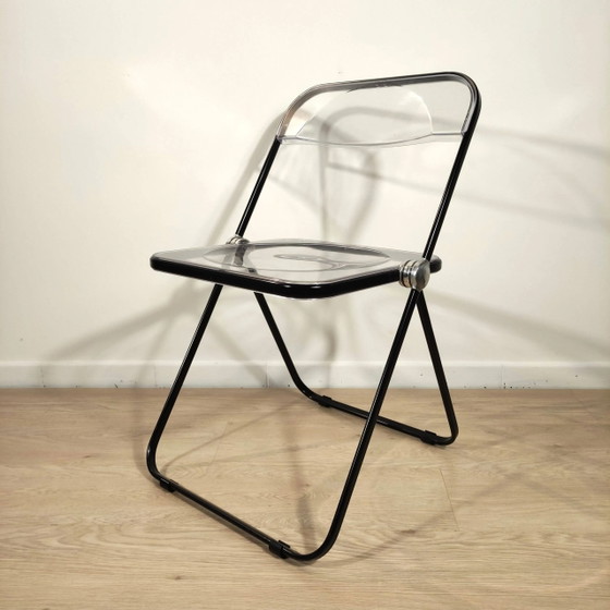 Lot de 4 chaises Plia de Giancarlo Piretti – Anonima Castelli – Chaises pliantes, Plexiglass, Metal (photo 9 of 12)