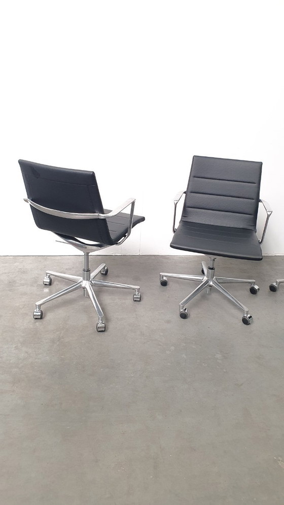 Image 1 of 4x Valea Elle 409 design office chair ICF wheels