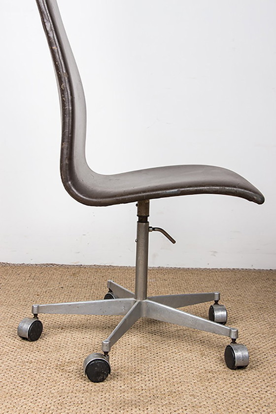Image 1 of Serie von 4 Bürostühlen mit hoher Rückenlehne aus Leder und Aluminium Modell Oxford von Arne Jacobsen für Fritz Hansen 1980