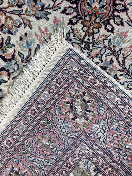 Image 1 of Tappeto Ghoum in seta annodato a mano 95x152cm